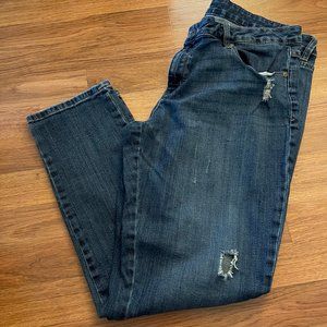 Liz Claiborne Distressed Boyfriend Jeans